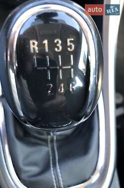 Универсал Opel Astra 2012 в 