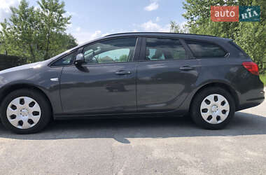 Универсал Opel Astra 2011 в 