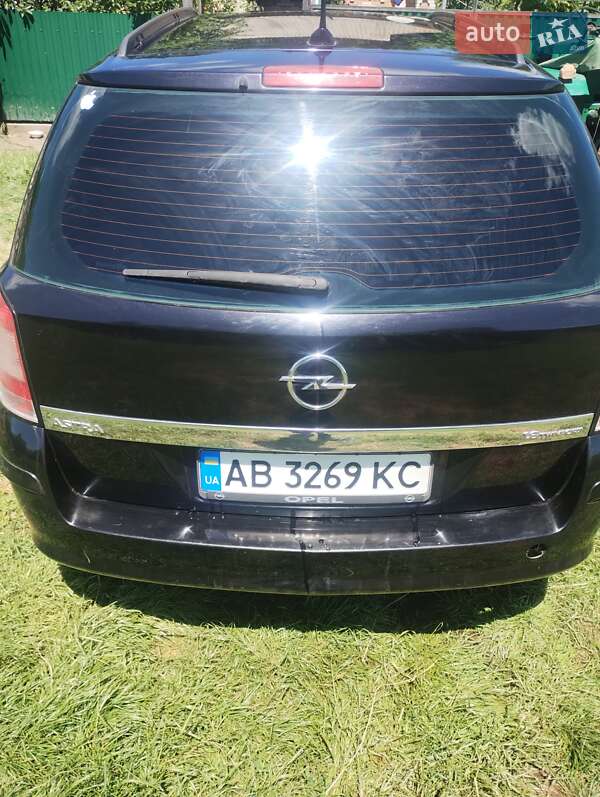 Универсал Opel Astra 2005 в Летичеве