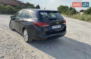 Универсал Opel Astra 2016 в 