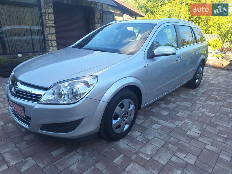 Универсал Opel Astra 2009 в Виннице