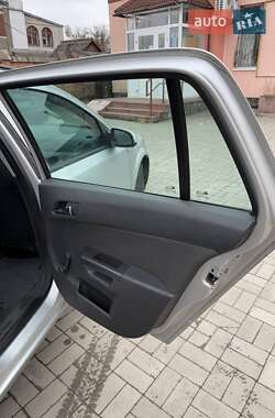 Универсал Opel Astra 2008 в 