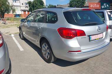 Универсал Opel Astra 2015 в 
