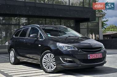 Универсал Opel Astra 2015 в 