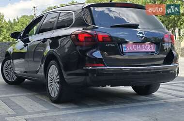 Универсал Opel Astra 2015 в 
