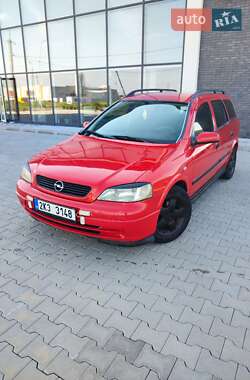 Универсал Opel Astra 1998 в Хусте