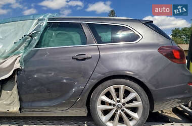 Универсал Opel Astra 2011 в 