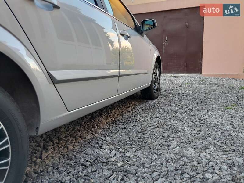 Универсал Opel Astra 2004 в Бердичеве