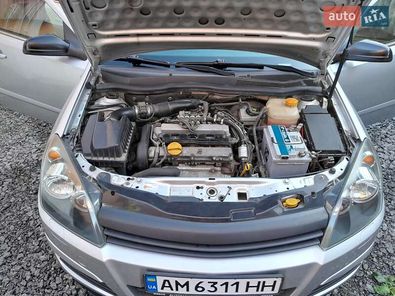 Универсал Opel Astra 2004 в Бердичеве