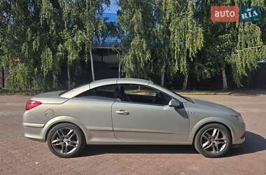 Кабриолет Opel Astra 2007 в Бердичеве