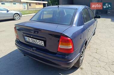 Седан Opel Astra 2006 в 