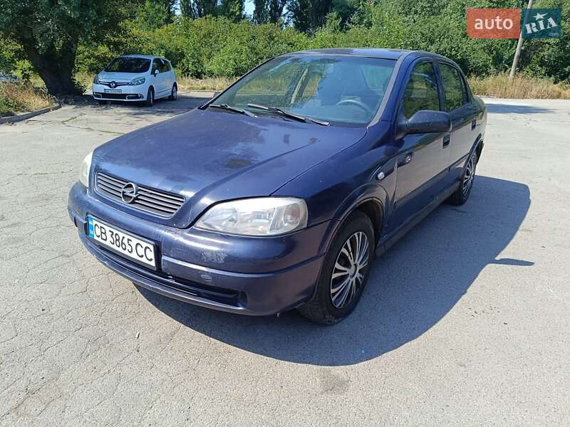 Седан Opel Astra 2006 в 