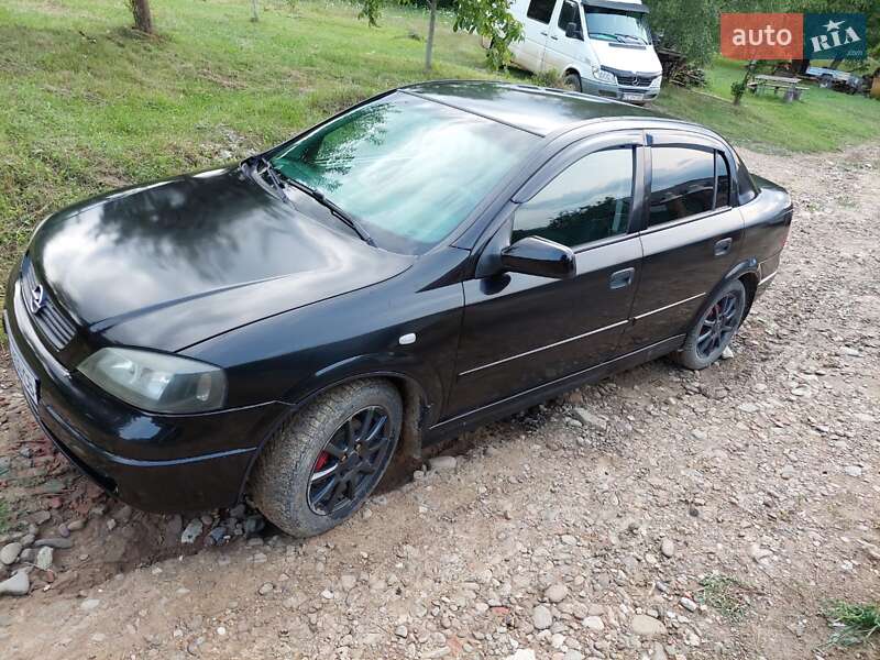 Седан Opel Astra 2005 в Черновцах фото 2 Седан Opel Astra 2005 в Черновцах