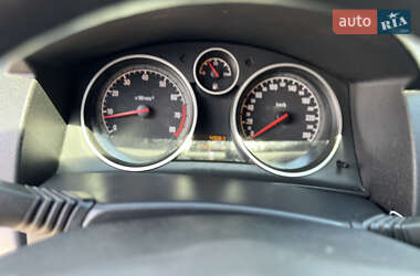 Универсал Opel Astra 2005 в 