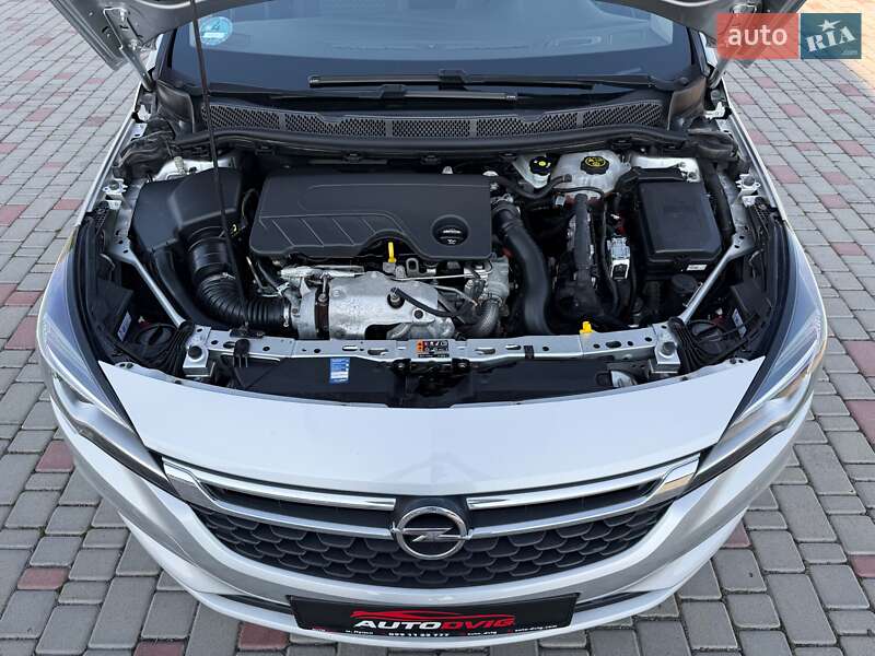 Универсал Opel Astra 2016 в Луцке