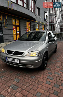 Седан Opel Astra 2008 в Ивано-Франковске