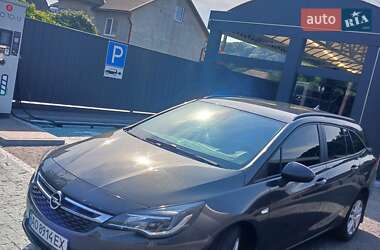 Универсал Opel Astra 2016 в Тячеве