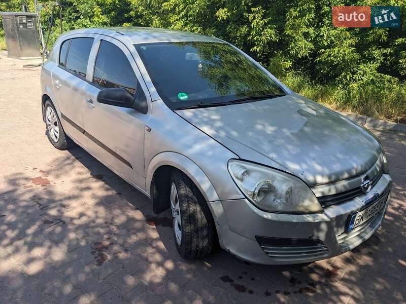 Хэтчбек Opel Astra 2004 в Ровно фото 8 Хэтчбек Opel Astra 2004 в Ровно