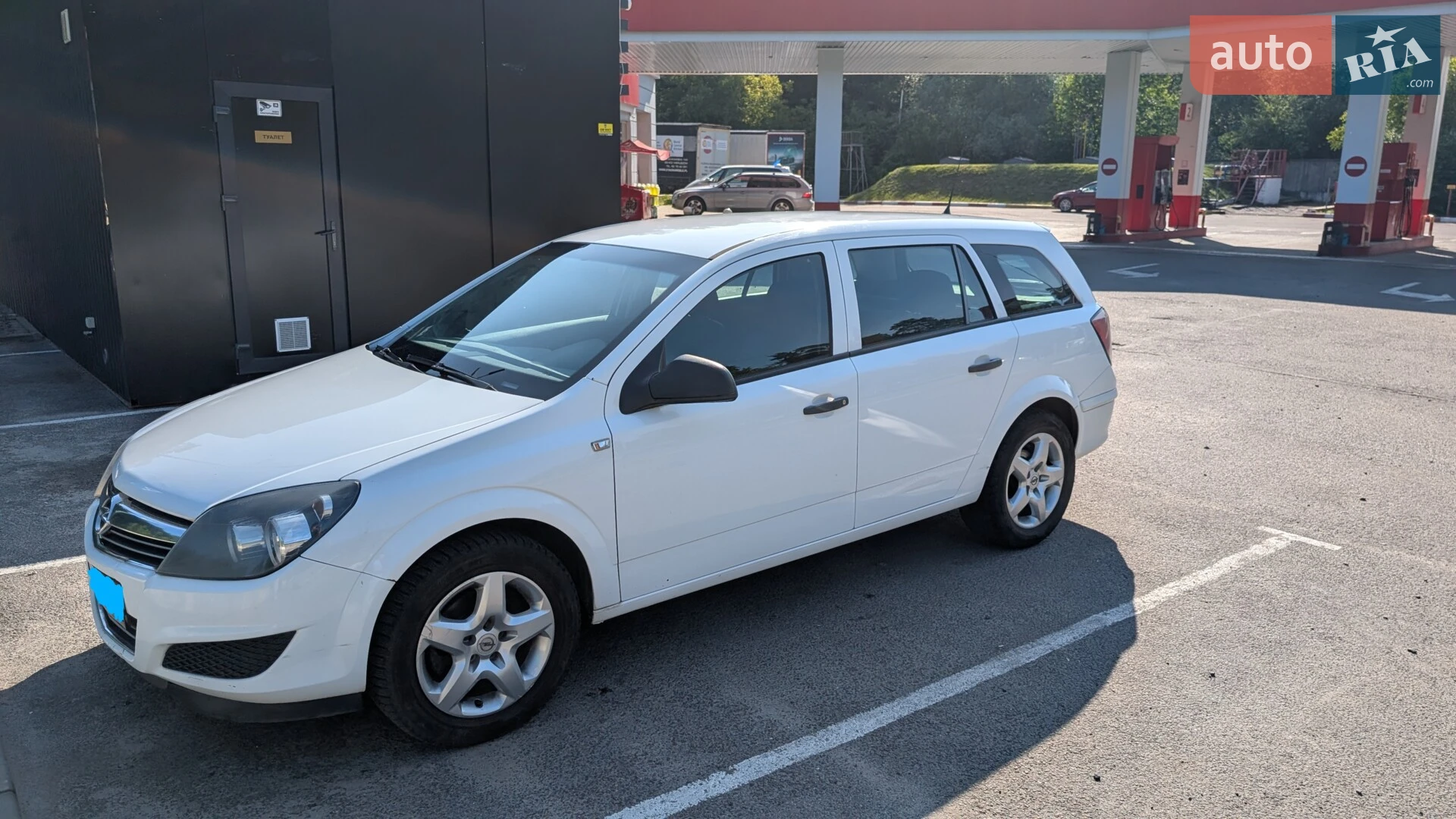 2011 Opel Astra - мініатюра 2