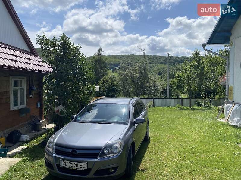Универсал Opel Astra 2004 в Черновцах