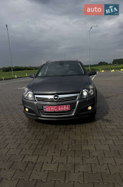 Универсал Opel Astra 2009 в 