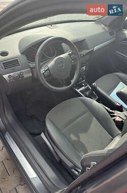 Универсал Opel Astra 2009 в 