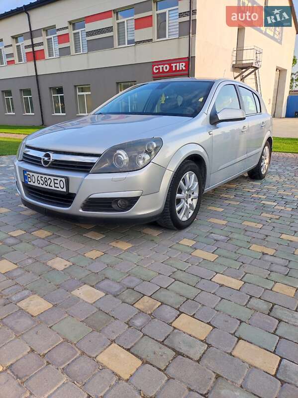 Opel Astra 2004