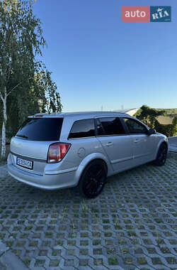 Универсал Opel Astra 2008 в 