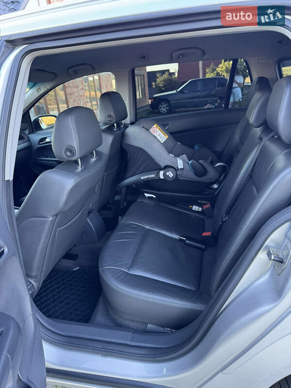 Универсал Opel Astra 2008 в Черновцах