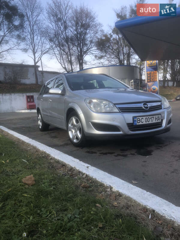 Универсал Opel Astra 2007 в Львове