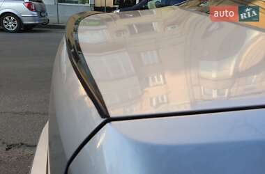 Седан Opel Astra 2011 в 