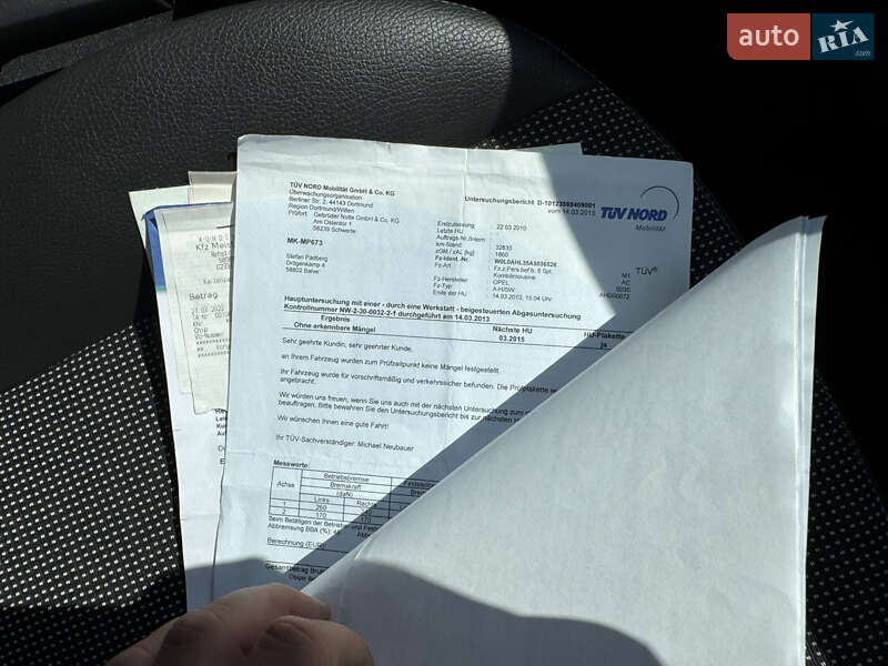 Универсал Opel Astra 2010 в Луцке