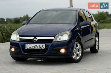 Хэтчбек Opel Astra 2006 в 