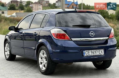 Хэтчбек Opel Astra 2006 в 