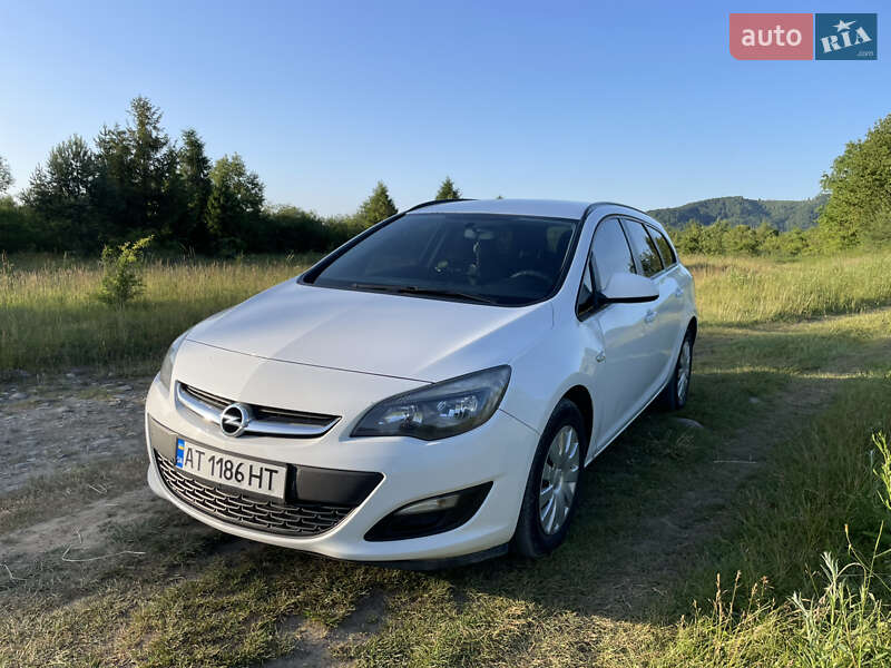 Opel Astra 2013
