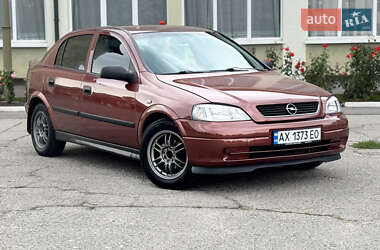 Хетчбек Opel Astra 2002 в Краснограді