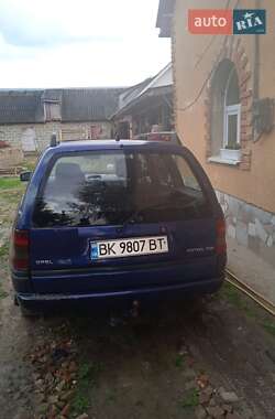 Универсал Opel Astra 1996 в Луцке