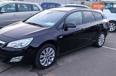 Opel Astra 2010 Opel Astra 2010