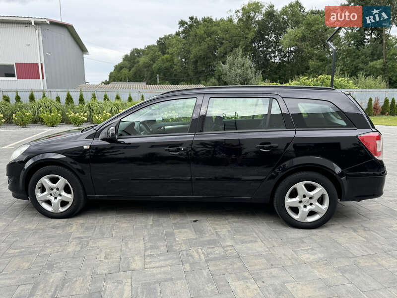 Универсал Opel Astra 2007 в Луцке