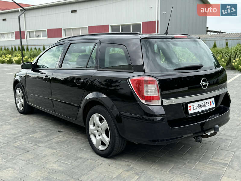 Универсал Opel Astra 2007 в Луцке
