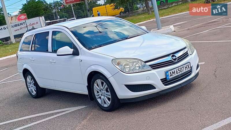 Opel Astra 2009