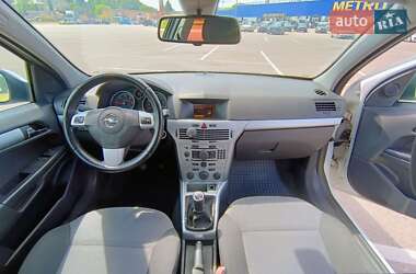 Универсал Opel Astra 2009 в 