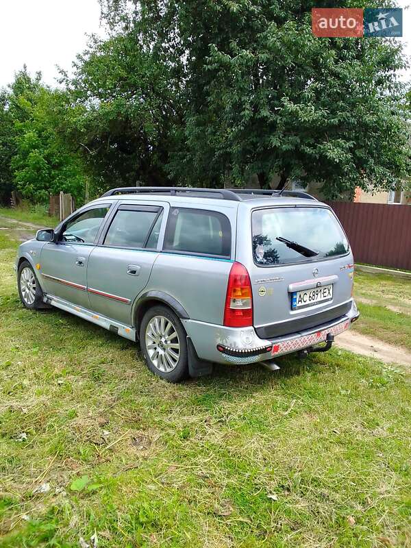 Універсал Opel Astra 2005 в Ратному