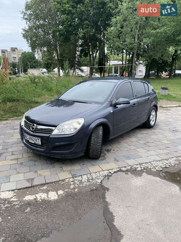 Opel Astra 2008
