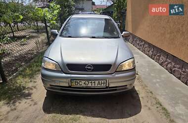 Седан Opel Astra 2000 в Львові