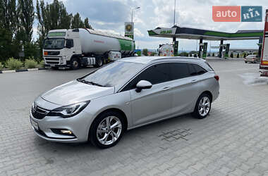 Универсал Opel Astra 2016 в 