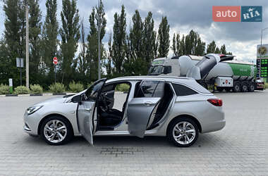 Универсал Opel Astra 2016 в 