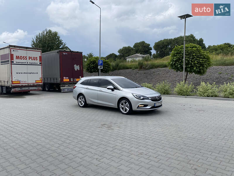 Универсал Opel Astra 2016 в Хмельницком