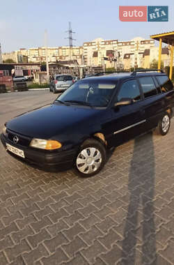 Универсал Opel Astra 1995 в Дунаевцах