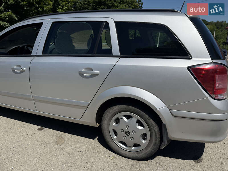 Универсал Opel Astra 2007 в Ивано-Франковске